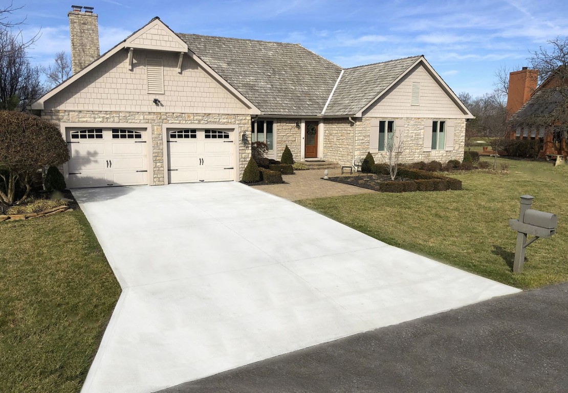 New concrete driveway installation for residential home in Land O Lakes, FL
